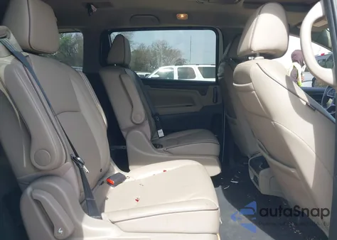 2022 Honda Odyssey Elite z USA, uszkodzony, nr VIN 5FNRL6H95NB061826